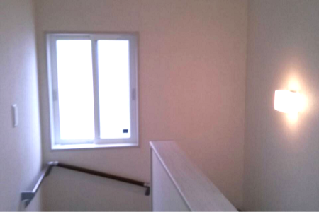 ��ʏZ��(�K�i�z�[��)�@�N���X�E�ǎ��H���@�{�H����