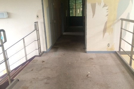 �J�[�y�b�g�^�C������t���A�^�C���ւ̒��֍H���@�{�H�O